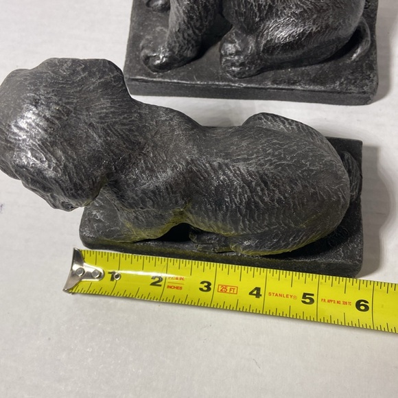 Pair of Vintage Heavy Resin Black Lab Bookends Signed JIN 93 - Picture 10 of 11